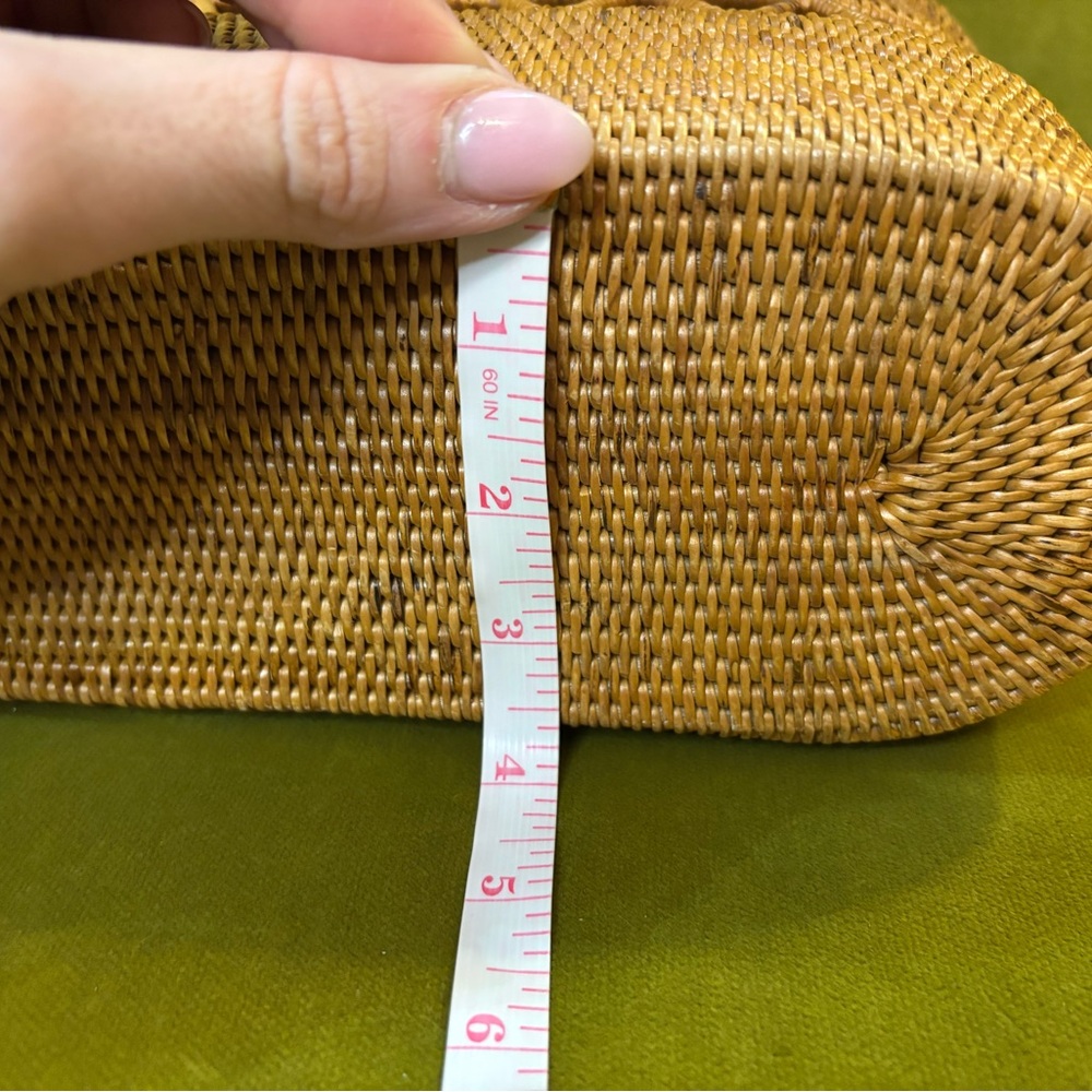 Handcrafted Rattan Ata Bag - Picture 8 of 8
